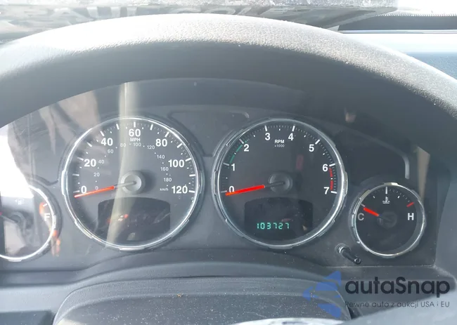 1C4PJMAK5CW202255: 44207519