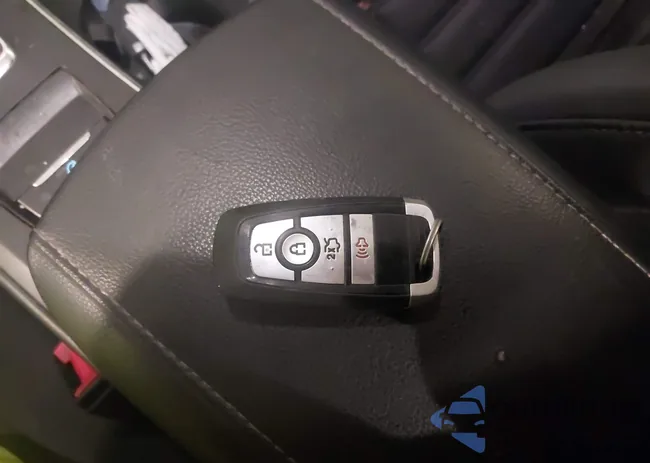 3FA6P0H79HR237126: 44207548