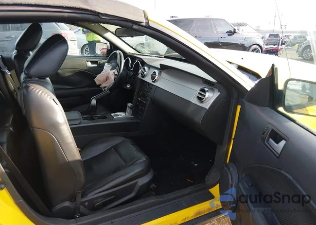 1ZVHT84N055243958: 44207550