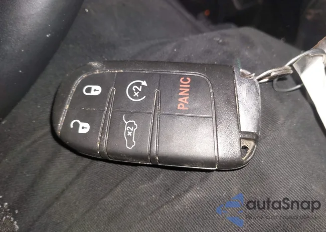 3C4NJDCB0JT199837: 44207581