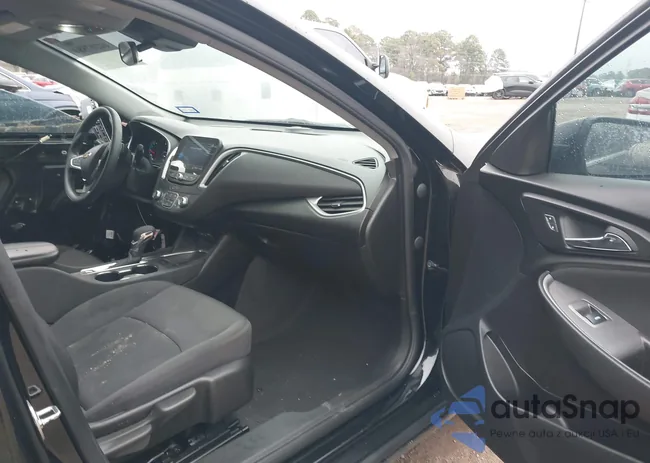 1G1ZD5ST7RF215894: 44207584