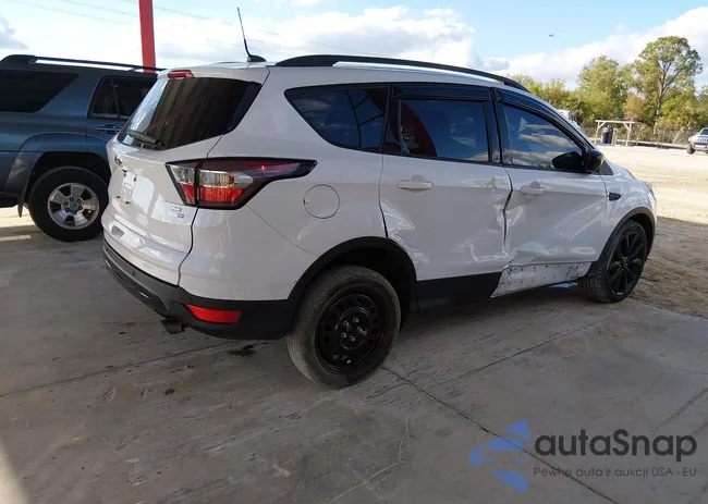 1FMCU9GD6HUB77327: 44207590