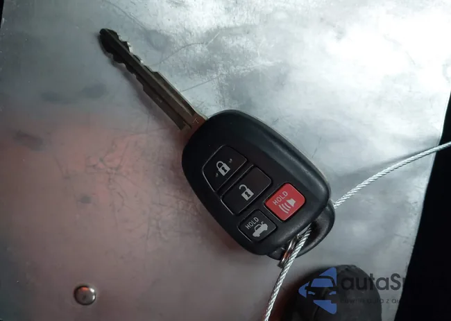 2T1BURHE6GC652851: 44207591