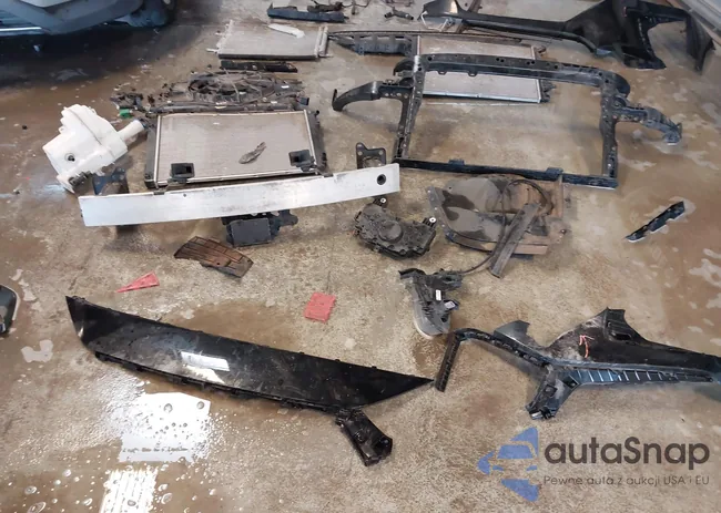 KMHC05LC6HU026635: 44207631