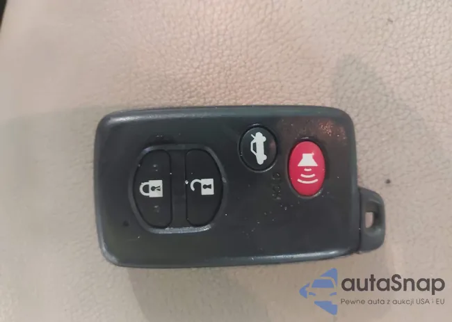 JF2GPBKC4EH267911: 44207732