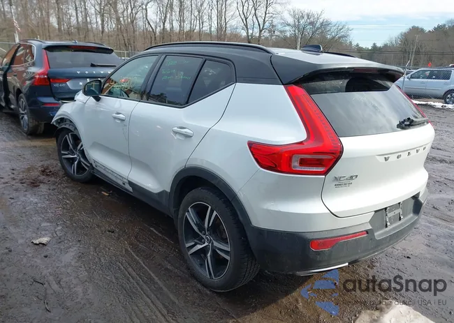 YV4162XZ3K2005877: 44207810