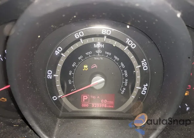 KNDPB3A23B7015063: 44207842