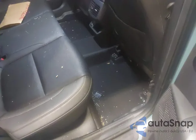 KNDERCAA4R7564890: 44207894