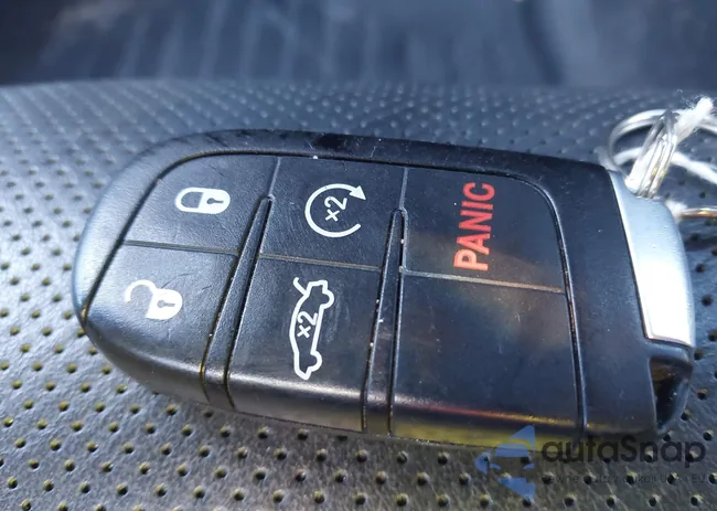 2C3CDXCT8FH773520: 44207895