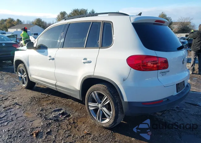 WVGAV7AX8HK000768: 44207919