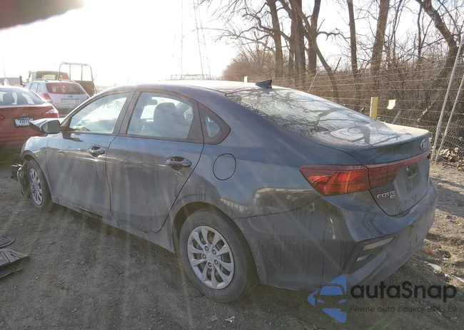 3KPF24AD6ME394971: 44207921