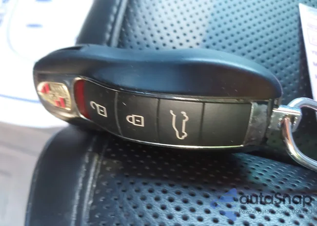 WP1AA2A56MLB17253: 44207955