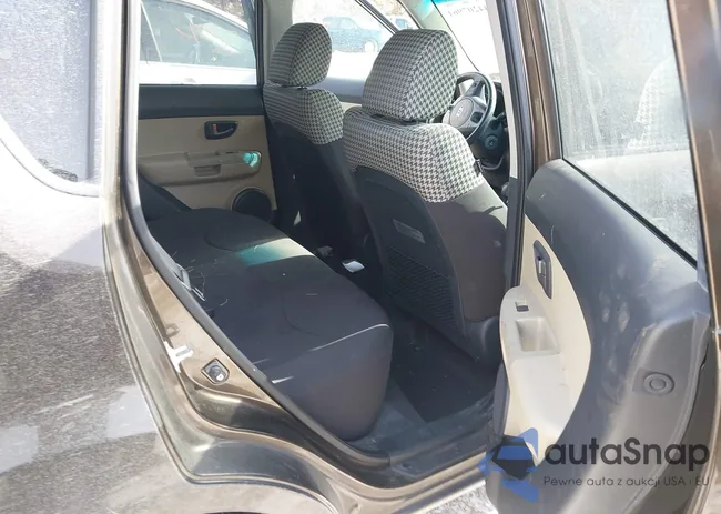 KNDJT2A23A7032151: 44207961