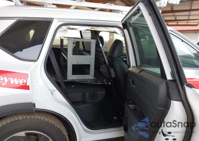 5N1BT3BA3SC834316: 44207096