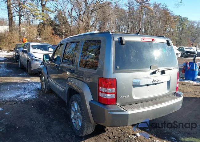 1C4PJMAK8CW186827: 44207205