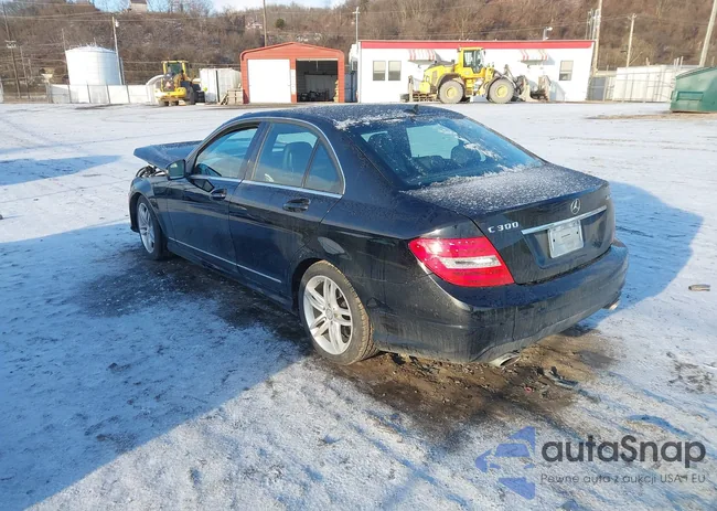 WDDGF8BBXCA601978: 44207222