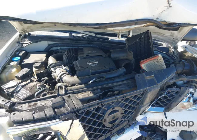 1N6AD0ER2HN720301: 44207254