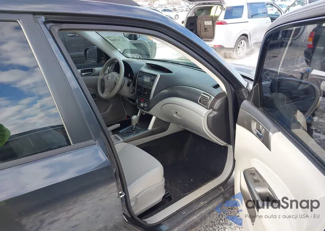 JF2SHBCC8BH771668: 44207268