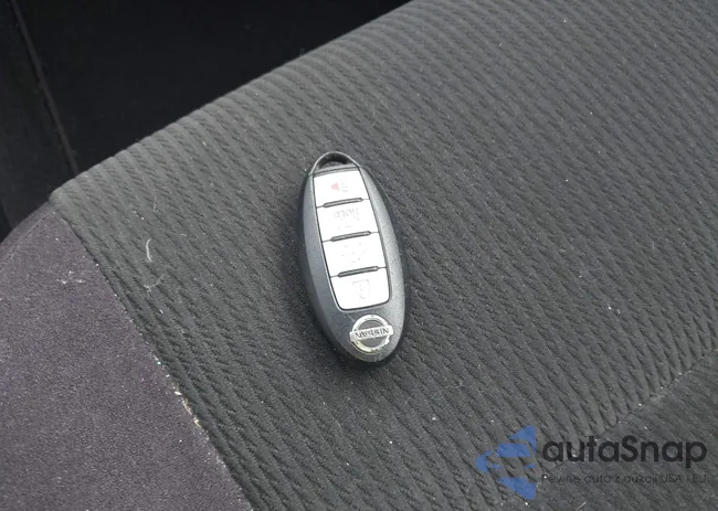 1N4AL3AP0DC917278: 44207305