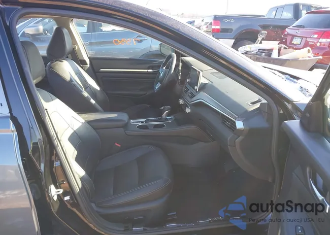 1N4BL4EV4KC224763: 44207330