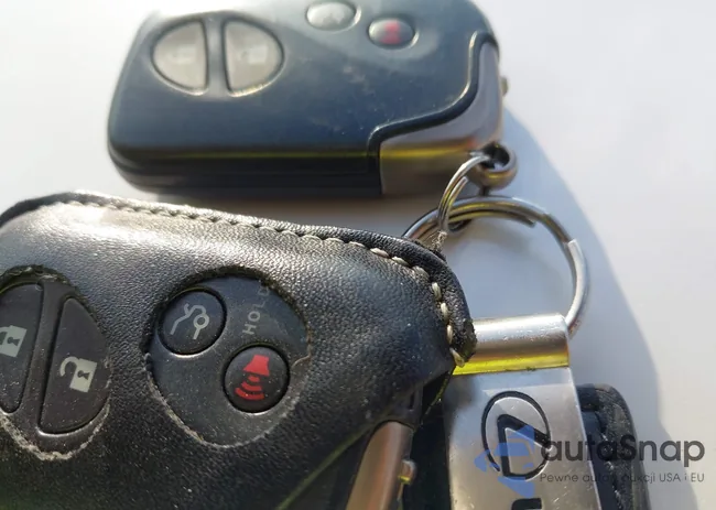 JTHBK1EG6B2432144: 44207357