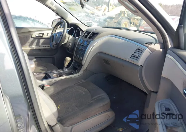 1GNKVFED7BJ228347: 44208403