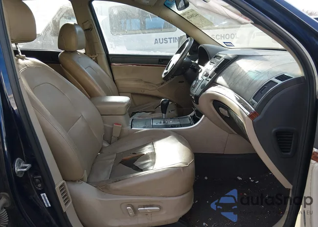 KM8NU4CC9AU136012: 44208406