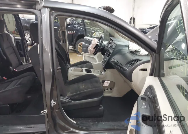 2C4RDGCG8GR352756: 44208421