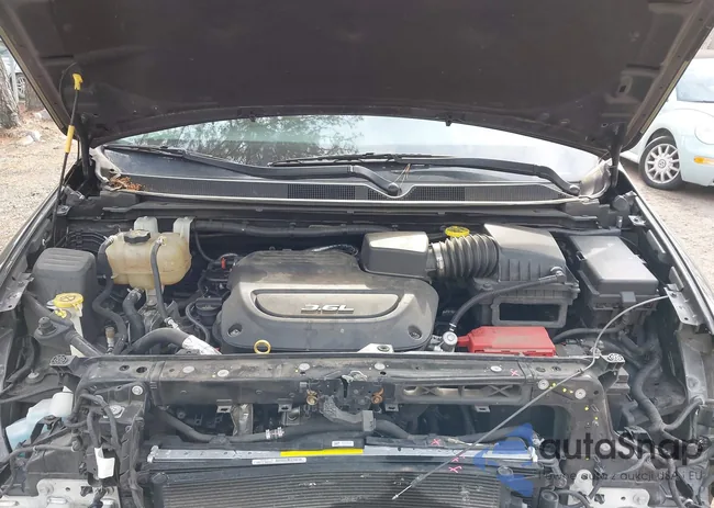 2C4RC1BG3HR539101: 44208480