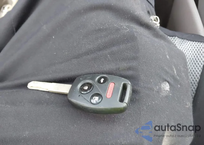 1HGCP26808A095507: 44208497