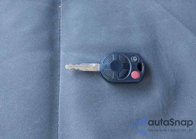 1FMCU92Z28KC09088: 44208582