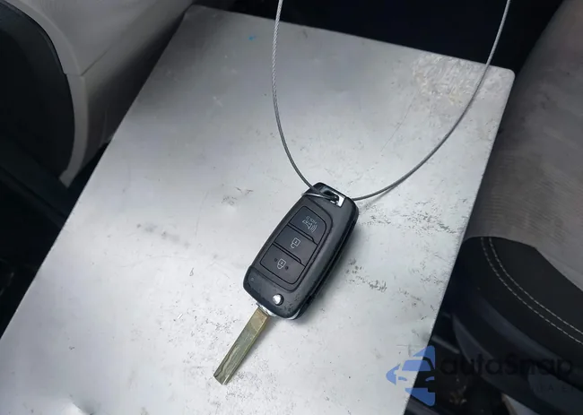 KMHRC8A34NU183372: 44208587