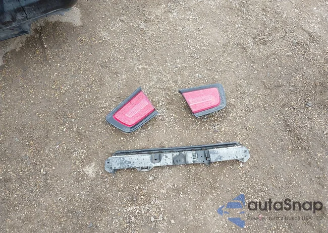 2C3CDXBG8DH518125: 44208612