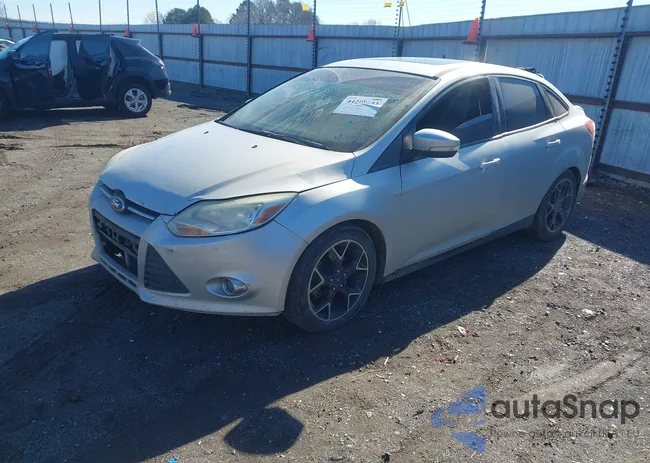 1FADP3F28EL354450: 44208643