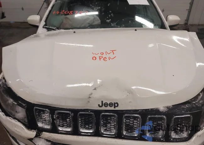 3C4NJDBB3JT150536: 44208722