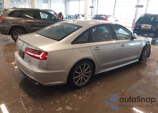 WAUG8AFC1HN087076: 44208744