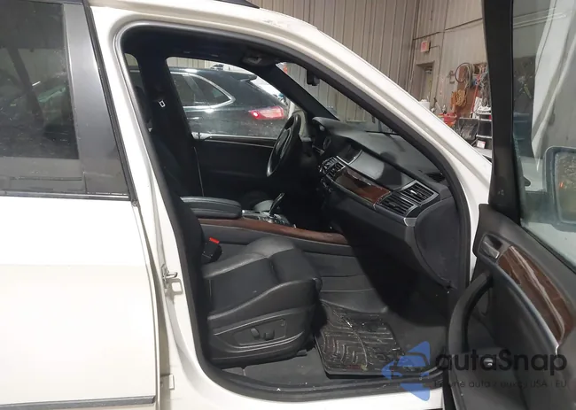 5UXZV4C55BL413684: 44208790