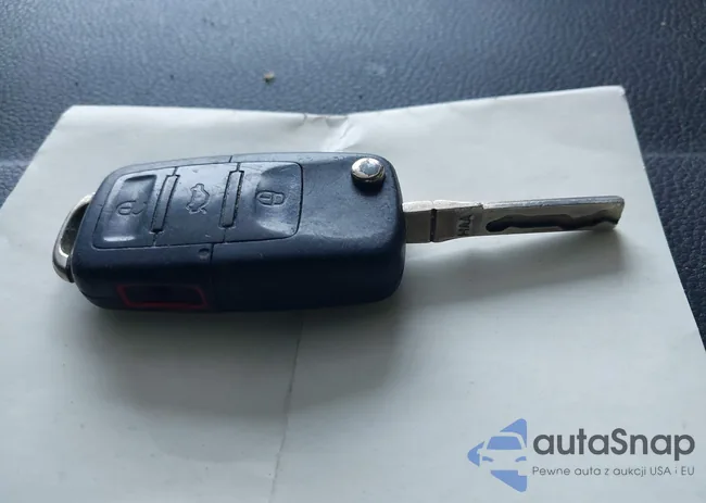 3VWRZ71L19M129538: 44208811