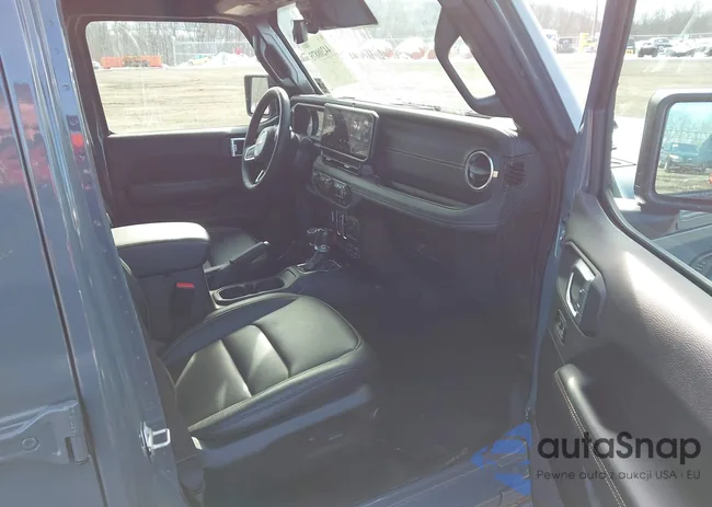 1C4PJXEN8RW118820: 44208875