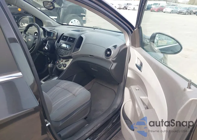 1G1JC5SH1F4125031: 44208920