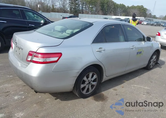 4T4BF3EK4BR212058: 44208944