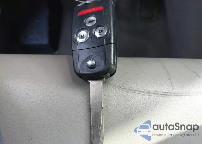 2HNYD2H30DH518901: 44208951