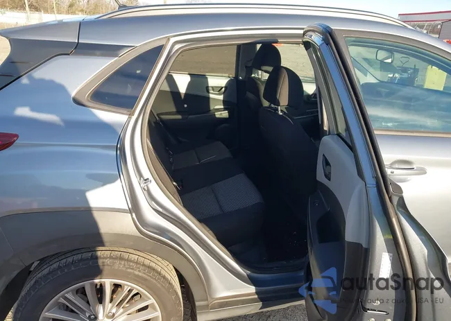 KM8K22AA0JU145986: 44207984