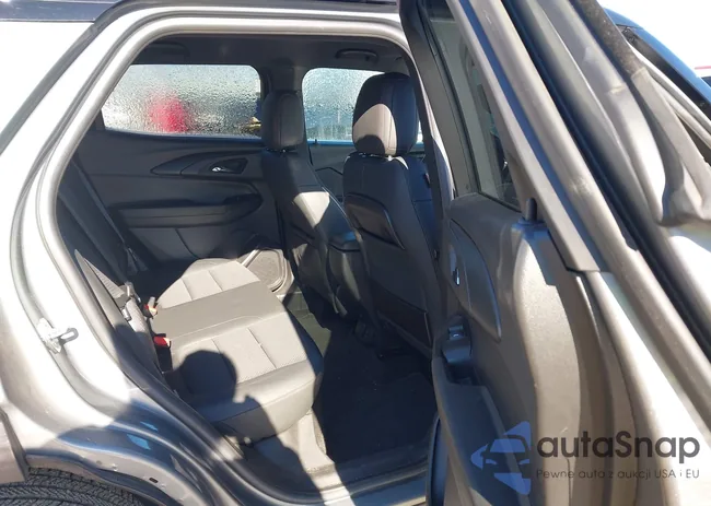 KL79MTSL8PB038365: 44208058