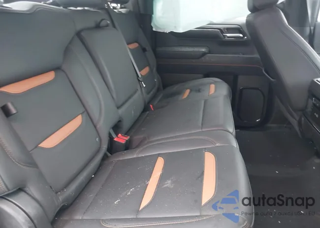 3GTUUEE81SG275666: 44208067