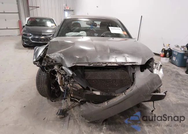 1C3CCBCB5CN301985: 44208108