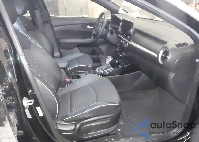 3KPF54AD3PE578518: 44208120