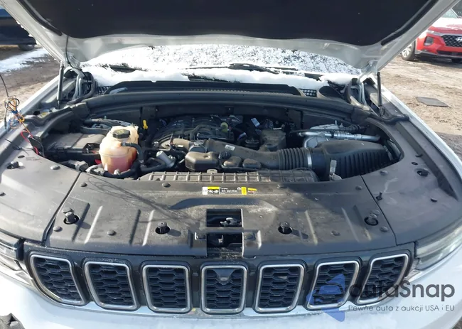 1C4RJKBG3M8118089: 44208126