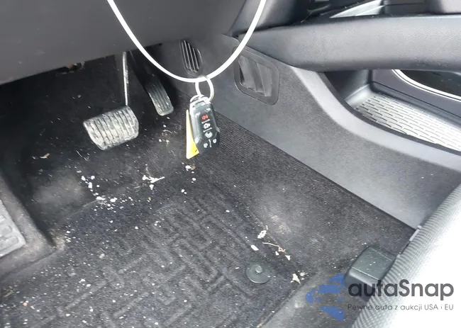 2LMTJ8LP9GBL56649: 44208146