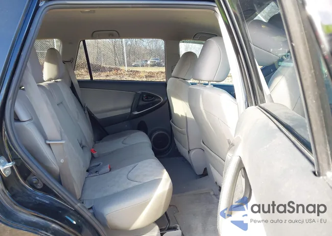 2T3BF4DV6CW245793: 44208260